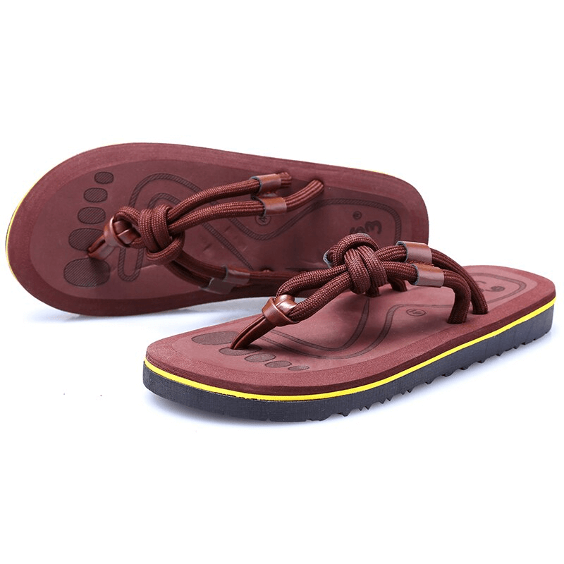 Stylish burgundy men's flip flops with EVA upper and rubber outsole, perfect for the beach. Lightweight and durable design, SF1204 model.